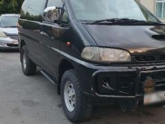 Сүрөт унаа Mitsubishi Delica