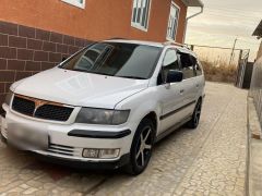 Сүрөт унаа Mitsubishi Chariot