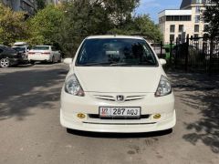 Фото авто Honda Fit