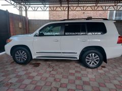 Сүрөт унаа Toyota Land Cruiser