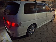 Сүрөт унаа Toyota Gaia