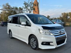 Фото авто Honda Stepwgn