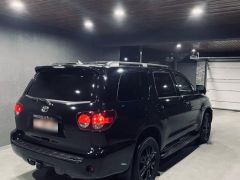 Фото авто Toyota Sequoia