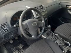 Сүрөт унаа Toyota Corolla