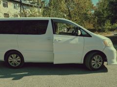 Фото авто Toyota Alphard