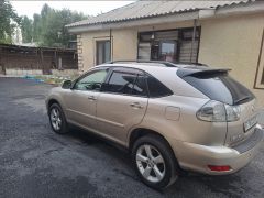 Photo of the vehicle Lexus RX