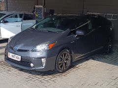 Фото авто Toyota Prius