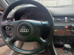 Photo of the vehicle Audi A6