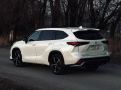 Сүрөт унаа Toyota Highlander