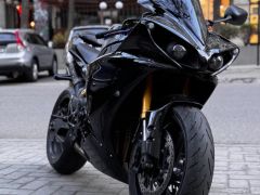 Photo of the vehicle Yamaha YZF 1000 R1