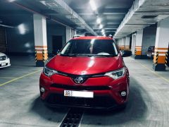 Сүрөт унаа Toyota RAV4