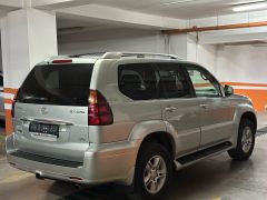 Photo of the vehicle Lexus GX