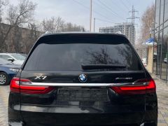 Фото авто BMW X7