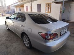 Photo of the vehicle Lexus ES