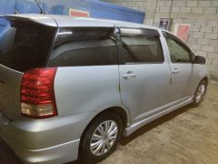 Фото авто Toyota Wish