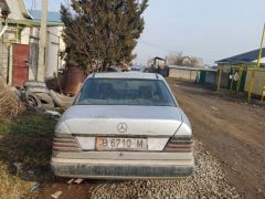 Фото авто Mercedes-Benz W124