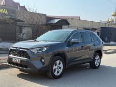 Сүрөт унаа Toyota RAV4