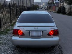 Сүрөт унаа Toyota Crown