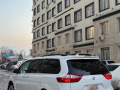 Сүрөт унаа Toyota Sienna