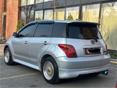 Photo of the vehicle Toyota Ist