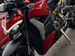 Фото Ducati Streetfighter 2023