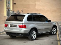 Photo of the vehicle BMW X5