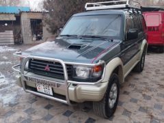 Сүрөт унаа Mitsubishi Pajero