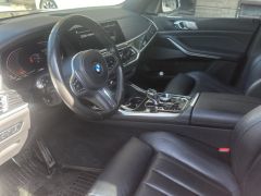 Photo of the vehicle BMW X7