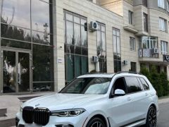 Фото авто BMW X7