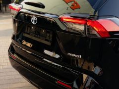 Сүрөт унаа Toyota RAV4