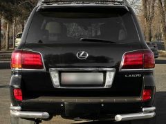 Photo of the vehicle Lexus LX