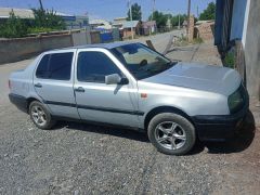 Фото авто Volkswagen Vento