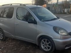 Photo of the vehicle Toyota Yaris Verso