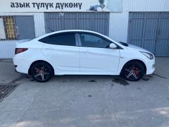 Сүрөт унаа Hyundai Solaris