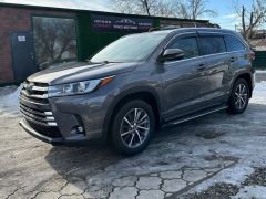 Сүрөт унаа Toyota Highlander