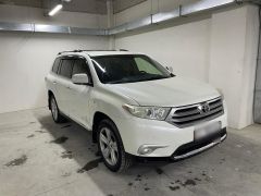 Сүрөт унаа Toyota Highlander