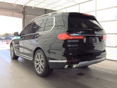 Сүрөт унаа BMW X7