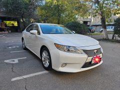 Photo of the vehicle Lexus ES