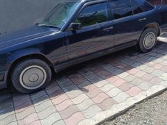 Photo of the vehicle Mercedes-Benz W124