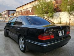 Photo of the vehicle Mercedes-Benz E-Класс