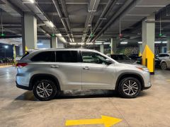 Сүрөт унаа Toyota Highlander