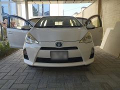 Фото авто Toyota Prius c