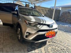 Photo of the vehicle Toyota RAV4