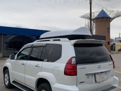 Photo of the vehicle Lexus GX