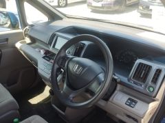 Фото авто Honda Stepwgn