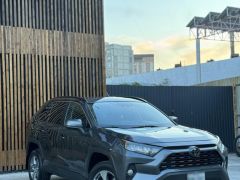 Сүрөт унаа Toyota RAV4