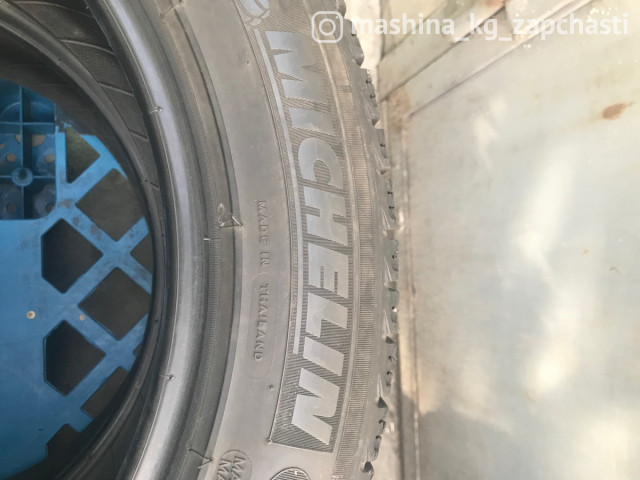 Tires - 215/55/17 Michelin зимние шины состояние почти новые