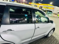 Фото авто Toyota Ist