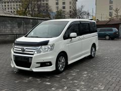 Фото авто Honda Stepwgn