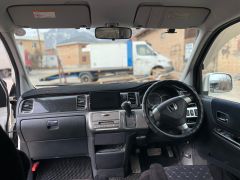 Фото авто Honda Stepwgn